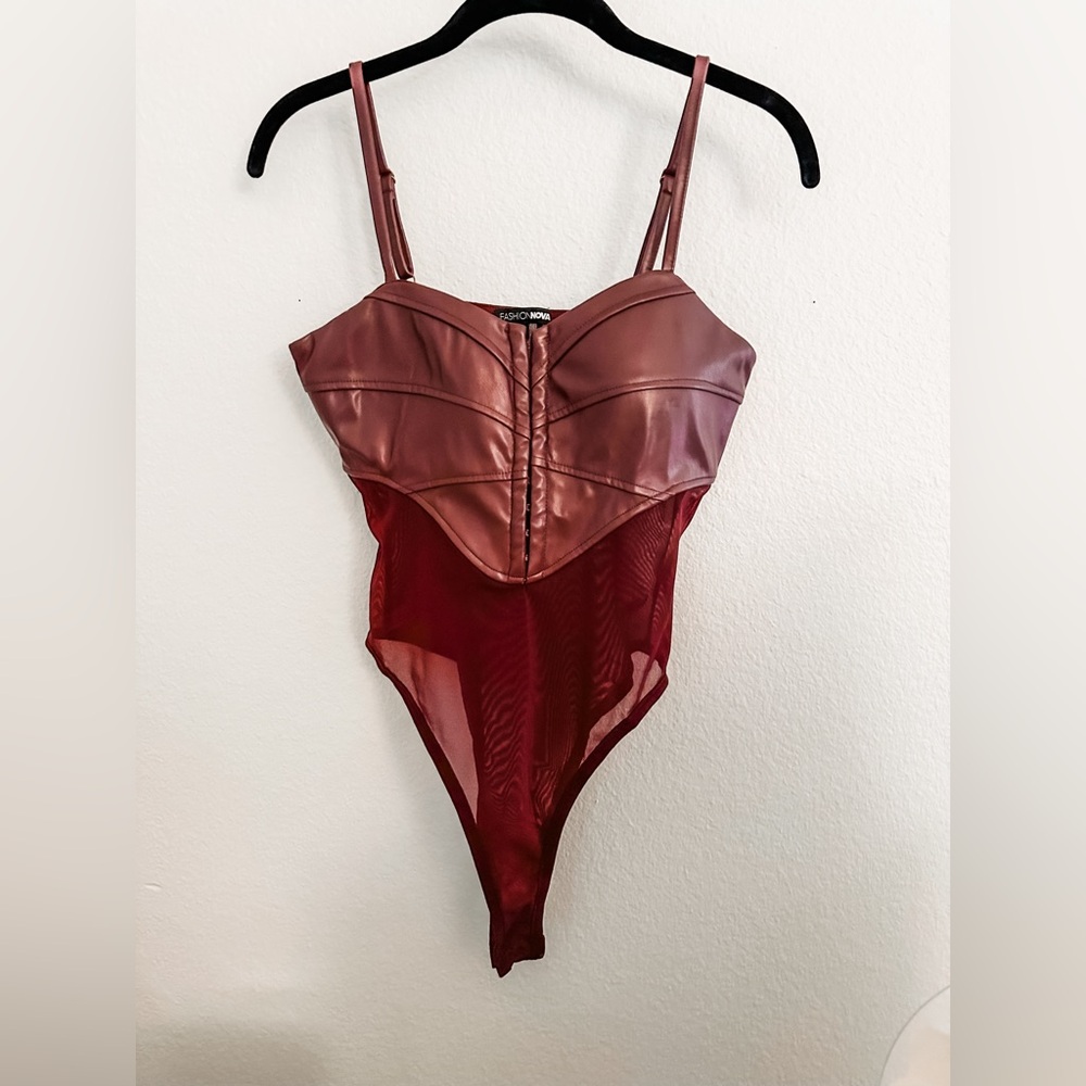 NWOT Fashion Nova Bustier Pleather/Mesh Bodysuit - Small